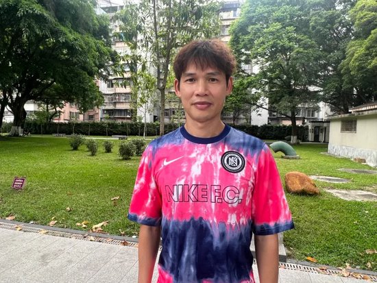 43歲前國(guó)腳李健華再啟程:全運(yùn)會(huì)群眾組五人制老將戰(zhàn) 43歲前國(guó)腳李健華再啟程:全運(yùn)會(huì)群眾組五人制老將戰(zhàn)