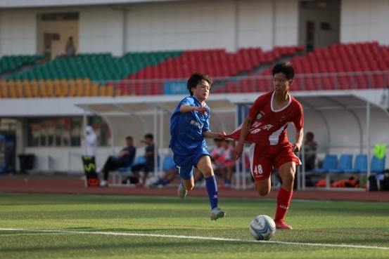 雨花臺(tái)中學(xué)5-0橫掃南京城市梯隊(duì)，中青賽南京U15首日爆冷