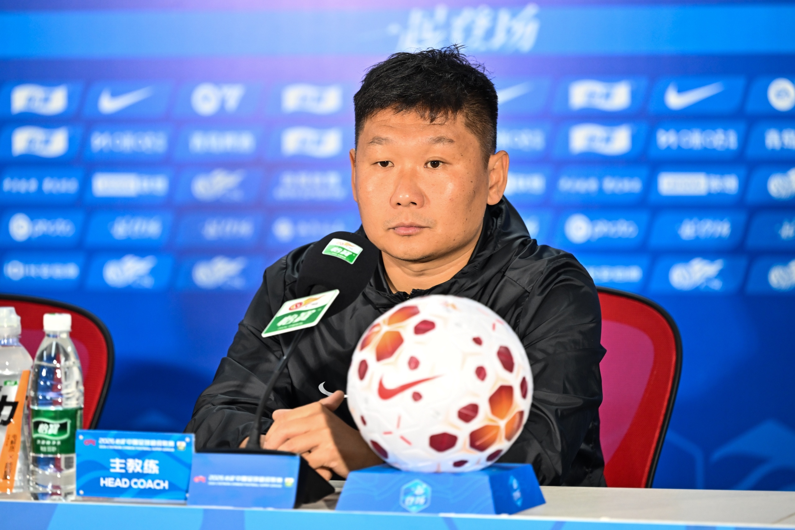 銅梁龍創(chuàng)紀(jì)錄五人入選U23國足，劉建業(yè)訓(xùn)話：去國家隊就要全力以赴