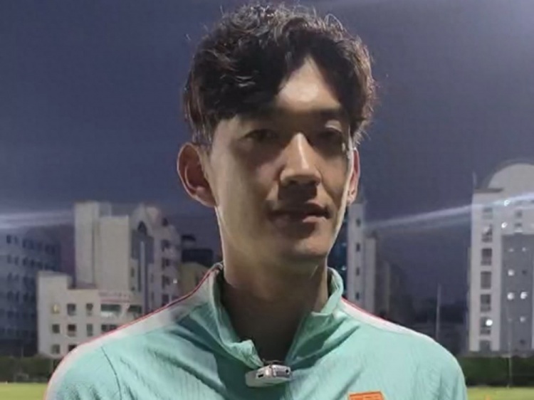 顏駿凌：不念新加坡舊賬，為武磊百場驕傲